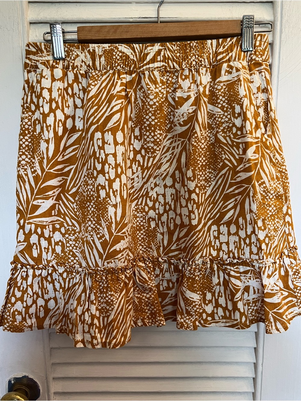 Christian Siriano Women's Mustard Yellow Linen Floral Midi Skirt. Size Medium